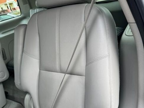 Used 2008 Chevrolet Tahoe LTZ w/ LTZ Preferred Equipment Group image 36