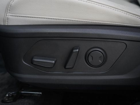 Certified 2026 Hyundai Tucson Limited AWD/4WD image 29