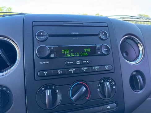 Used 2007 Ford F150 XLT image 23