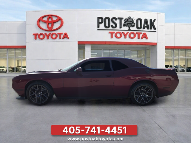 Used 2018 Dodge Challenger R/T w/ Sound Group RWD image 3