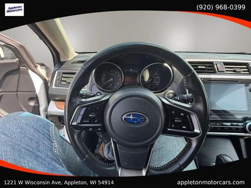 Used 2019 Subaru Outback 2.5i Limited AWD/4WD image 18