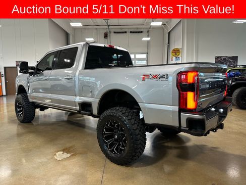 Used 2024 Ford F250 Limited w/ FX4 Off-Road Package AWD/4WD image 5