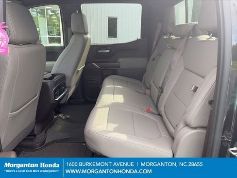 Used 2022 GMC Sierra 1500 SLT w/ SLT Premium Plus Package AWD/4WD image 34