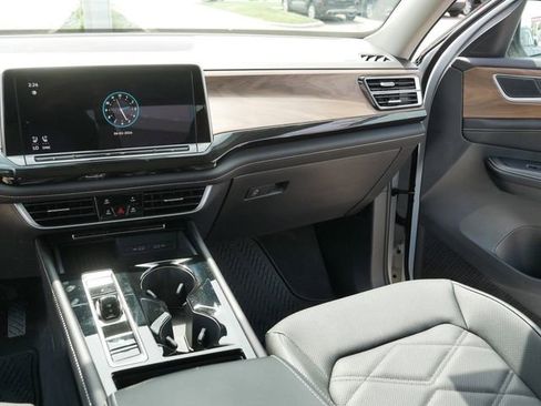 Certified 2026 Volkswagen Atlas SE AWD/4WD image 24