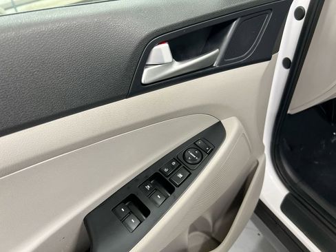 Used 2019 Hyundai Tucson Value w/ Cargo Package AWD/4WD image 20