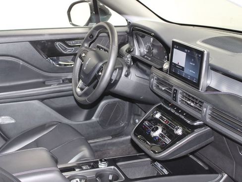 Used 2022 Lincoln Corsair AWD w/ Equipment Group 101A image 32