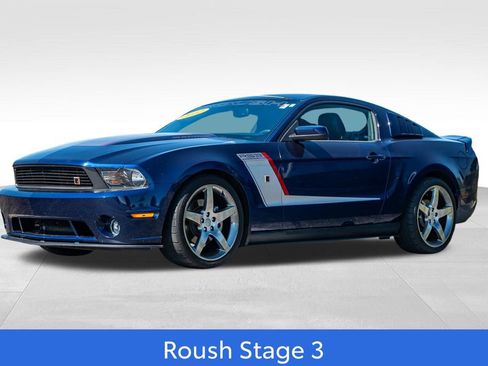 Used 2012 Ford Mustang GT Premium w/ Security Pkg RWD image 3
