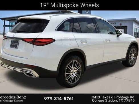 Certified 2025 Mercedes-Benz GLC 300 image 5