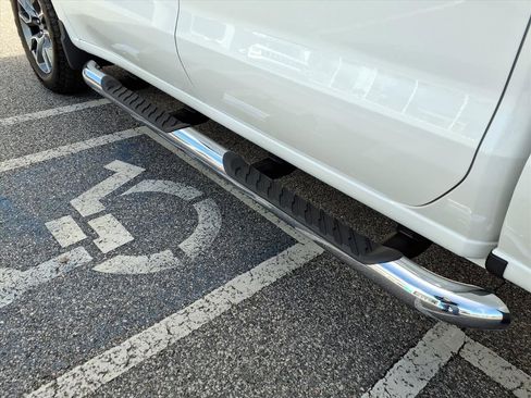 New 2026 Chevrolet Silverado 1500 LT image 8