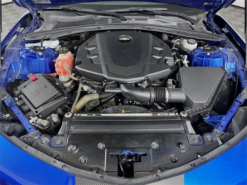 Used 2018 Chevrolet Camaro LT image 26