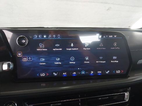 New 2027 Chevrolet Traverse LT w/ Driver Confidence Package FWD image 21