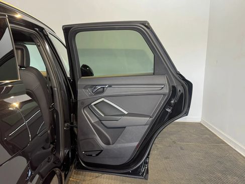 Used 2022 Audi Q3 2.0T Premium Plus AWD/4WD image 28