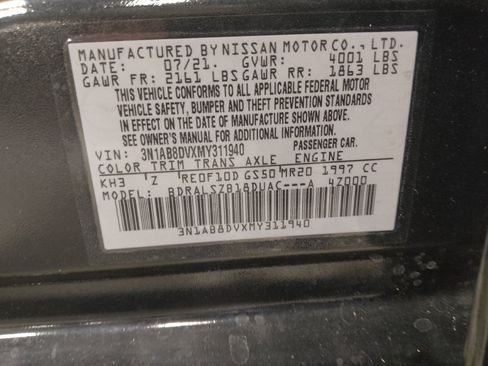 Used 2021 Nissan Sentra SR w/ SR Premium Package FWD image 33