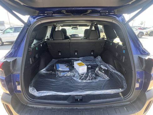 New 2026 Subaru Outback Limited AWD/4WD image 10