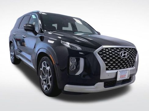 Used 2022 Hyundai Palisade Calligraphy w/ Cargo Package image 2