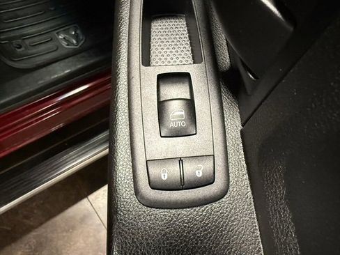 Used 2019 RAM 1500 Tradesman w/ Tradesman SXT Package image 24