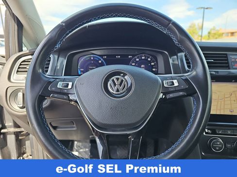 Used 2018 Volkswagen e-Golf SEL Premium w/ Driver Assistance Package FWD image 19