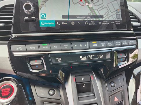 New 2026 Honda Odyssey Touring image 27