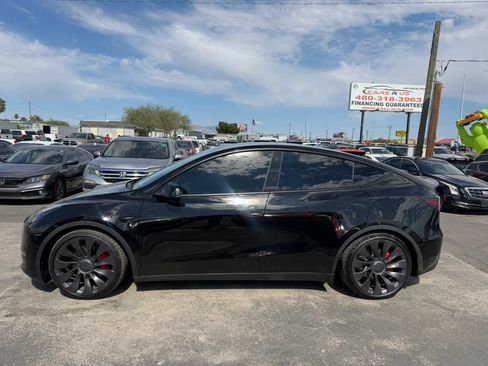 Used 2022 Tesla Model Y Performance AWD/4WD image 4