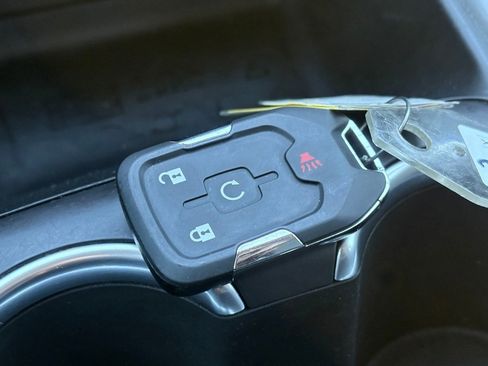 Used 2020 GMC Terrain SLE w/ Driver Convenience Package image 39