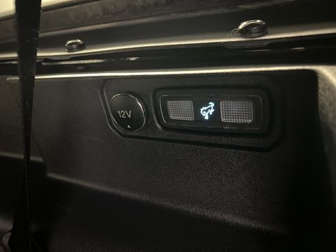 Certified 2022 Ford Bronco Outer Banks w/ Sasquatch Package AWD/4WD image 36