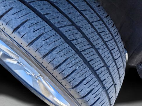 Used 2014 Jeep Grand Cherokee Limited image 42