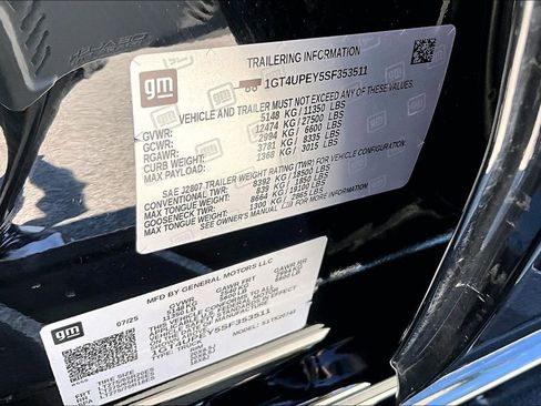 Used 2025 GMC Sierra 2500 AT4 w/ AT4 Premium Plus Package AWD/4WD image 32