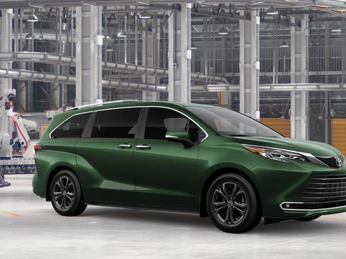 New 2026 Toyota Sienna Platinum AWD/4WD image 16