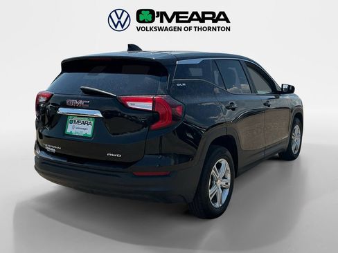 Used 2024 GMC Terrain SLE AWD/4WD image 5