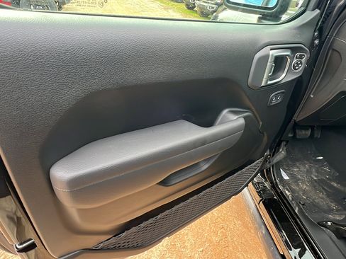 New 2026 Jeep Gladiator Willys image 14