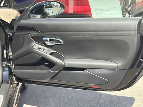 Used 2019 Porsche 718 Boxster image 30