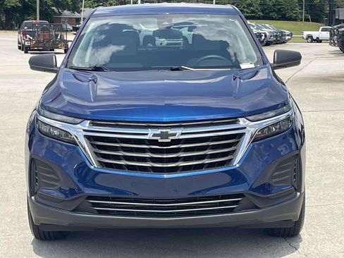 Used 2023 Chevrolet Equinox LS w/ LS Convenience Package FWD image 7