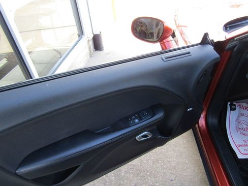 Used 2021 Dodge Challenger SXT w/ Driver Convenience Group image 19