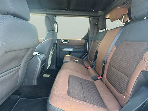 Used 2022 Ford Bronco Outer Banks image 14