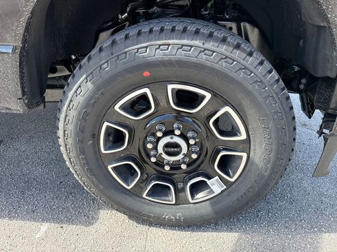 New 2026 Ford F250 Platinum image 13