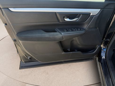 Used 2019 Honda CR-V LX image 10