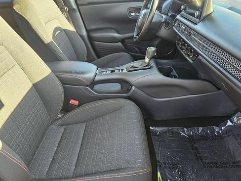 Used 2024 Honda HR-V Sport image 11