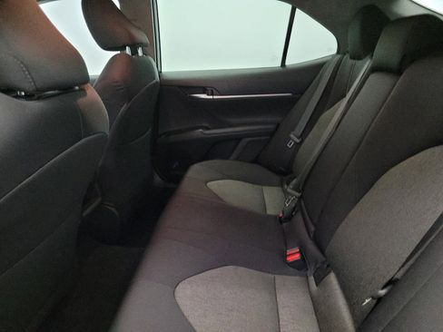 Used 2019 Toyota Camry LE image 18