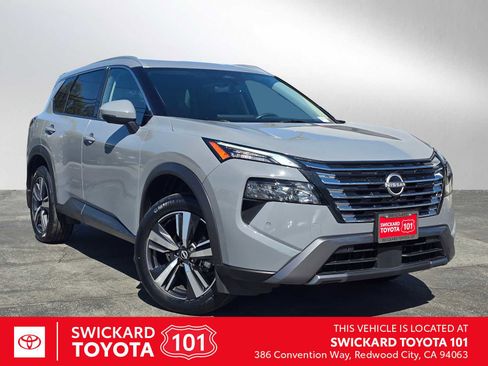 Used 2024 Nissan Rogue SL FWD image 1