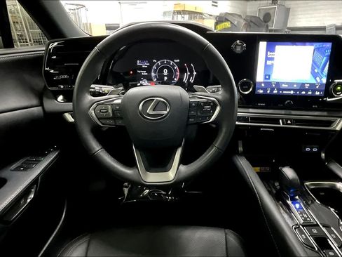 Used 2024 Lexus RX 350 FWD w/ Technology Package image 5