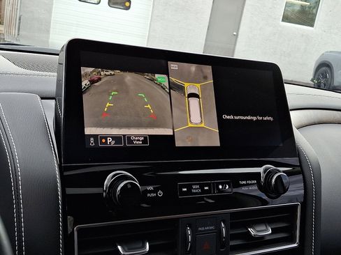 Certified 2024 INFINITI QX80 Premium Select w/ Cargo Package image 19