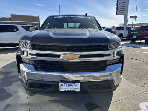 Used 2022 Chevrolet Silverado 1500 LT image 3