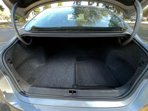 Used 2015 Chrysler 200 Limited w/ Convenience Group image 12