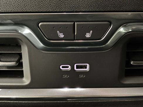 New 2026 GMC Sierra 1500 Denali w/ Denali Reserve Package image 7