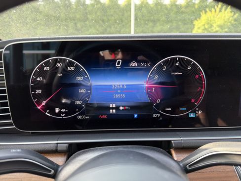 Used 2024 Mercedes-Benz GLS 450 4MATIC image 22