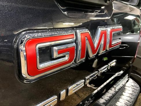 Used 2023 GMC Sierra 1500 Elevation image 28