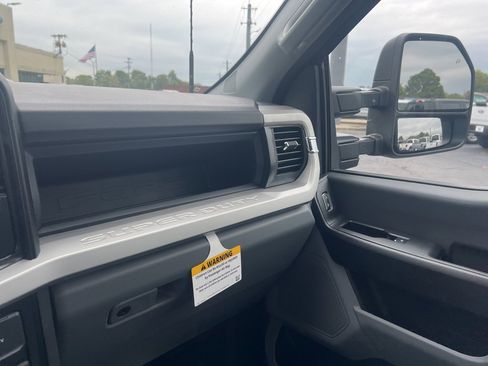 New 2026 Ford F250 XL image 30