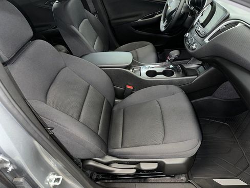 Certified 2024 Chevrolet Malibu RS w/ LPO, Floor Liner Package image 29