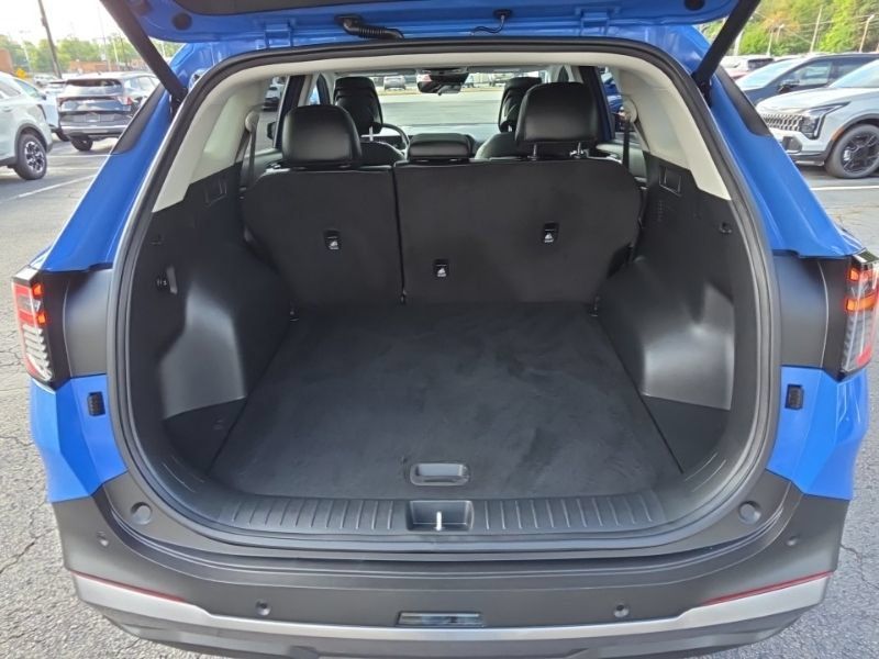 Certified 2026 Kia Sportage EX w/ EX Panorama Roof Package AWD/4WD image 9