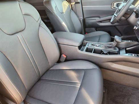New 2026 Kia Sorento S image 10
